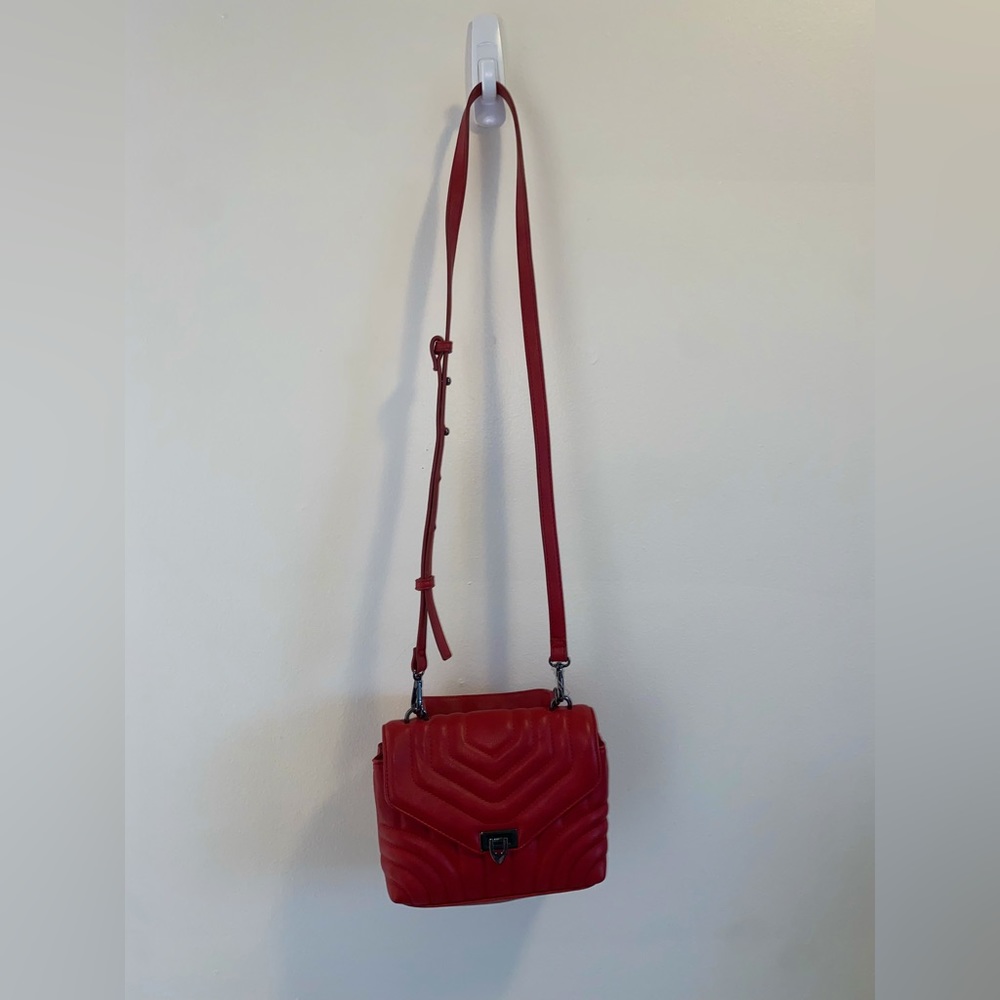 Red Purse - Picture 1 of 4